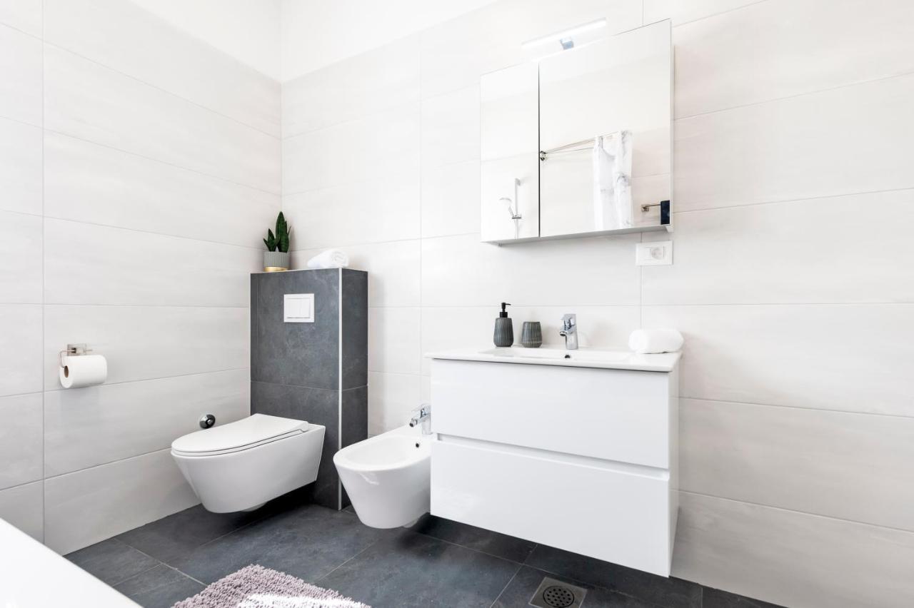 Apartments E&M Pula Ngoại thất bức ảnh